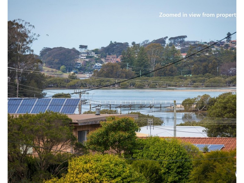 16 Fishermans Crescent, North Narooma NSW 2546