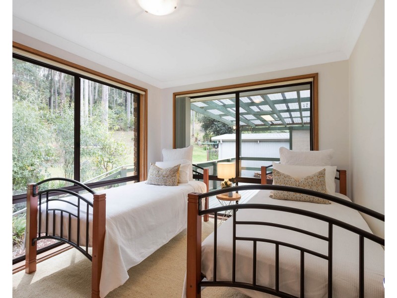 16 Fishermans Crescent, North Narooma NSW 2546
