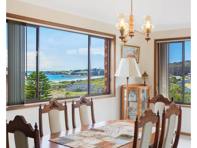 16 Sunnyside Crescent, Kianga NSW 2546