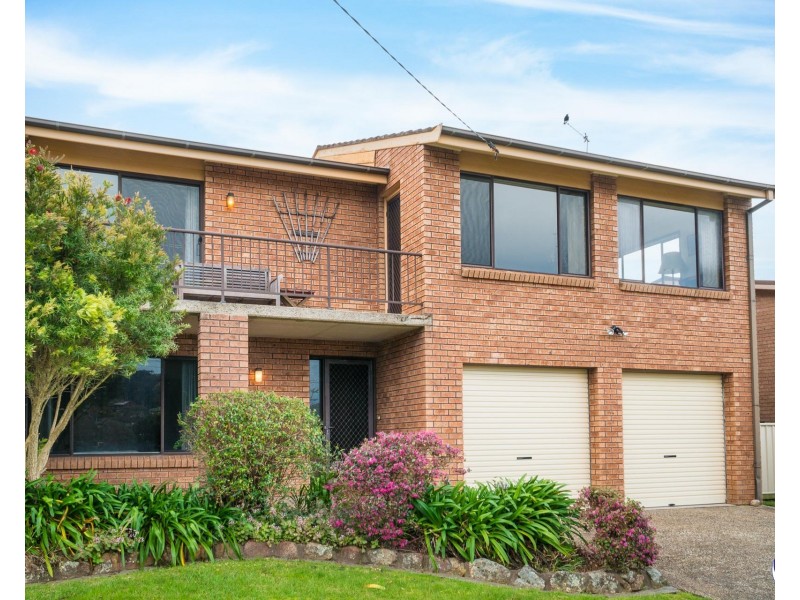 16 Sunnyside Crescent, Kianga NSW 2546