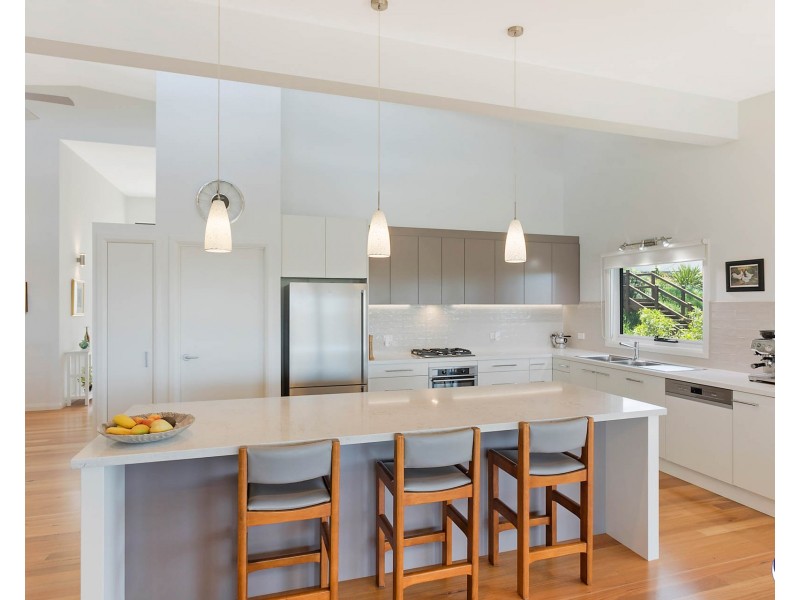 7 Hillcrest Avenue, North Narooma NSW 2546