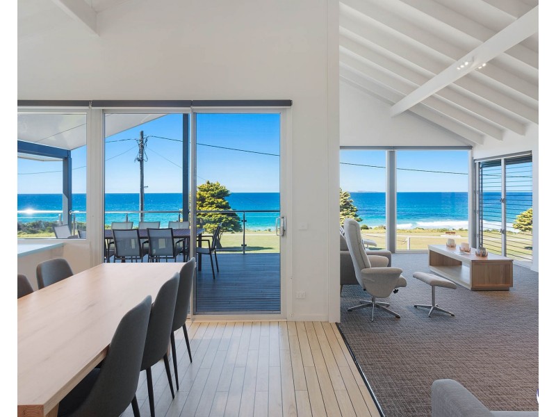 17 Dalmeny Drive, Kianga NSW 2546