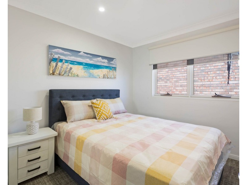 17 Dalmeny Drive, Kianga NSW 2546