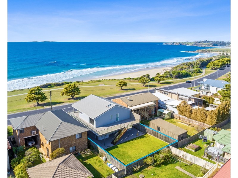 17 Dalmeny Drive, Kianga NSW 2546