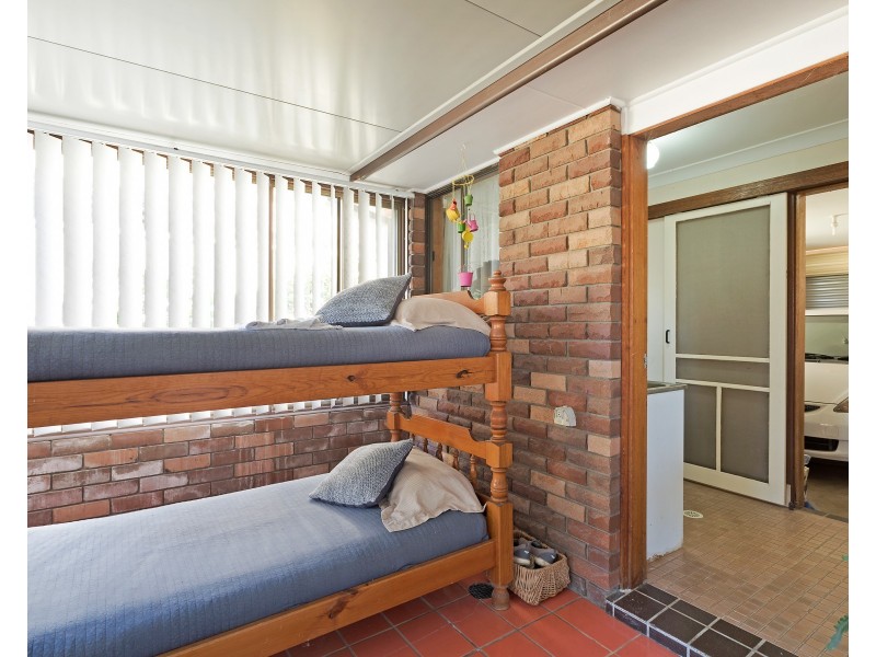 20 Sunset Boulevard, Kianga NSW 2546