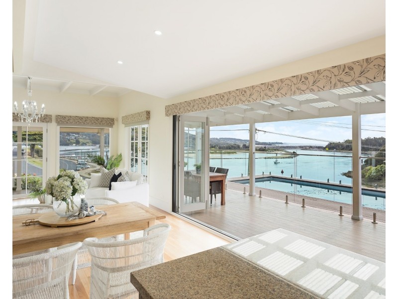 5 Noorooma Crescent, Narooma NSW 2546