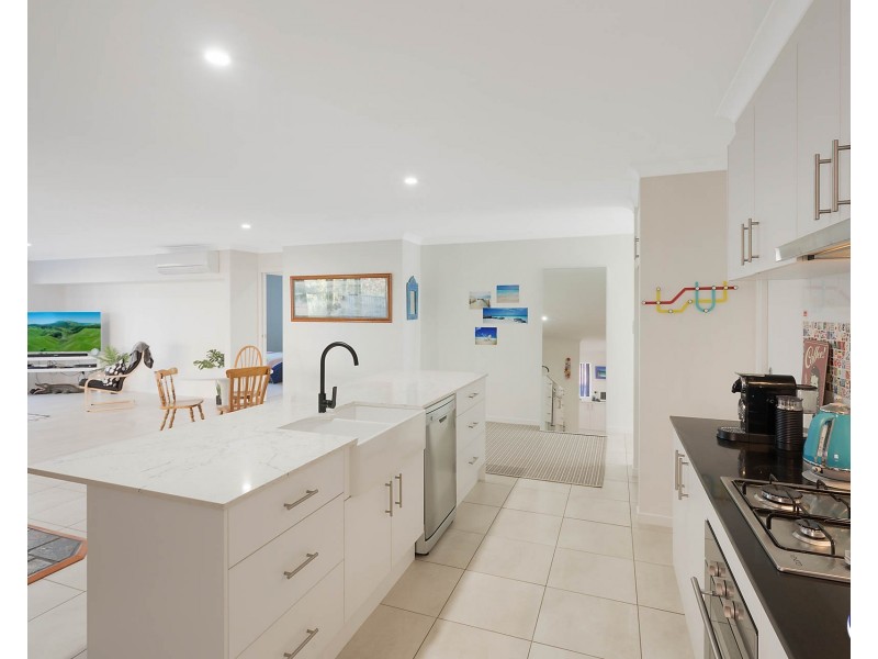 30 Lamont Young Drive, Mystery Bay NSW 2546