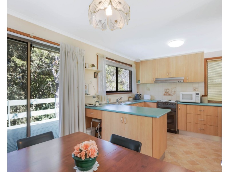 29 Eastaway Avenue, North Narooma NSW 2546