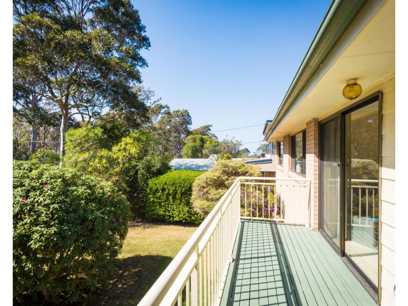 29 Eastaway Avenue, North Narooma NSW 2546