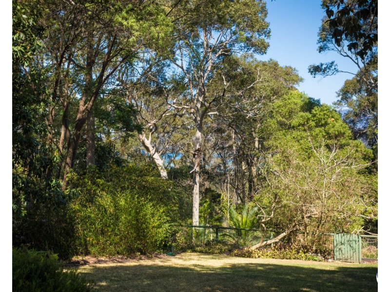 29 Eastaway Avenue, North Narooma NSW 2546