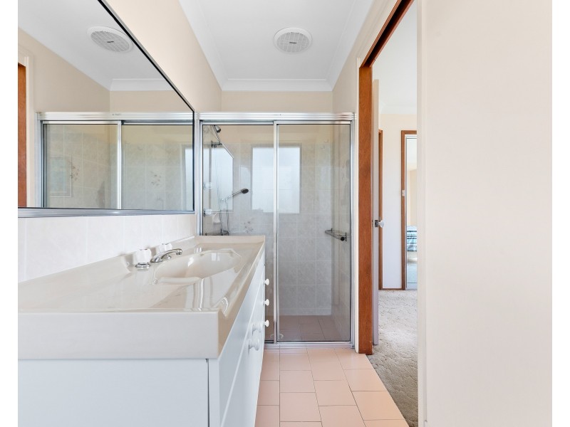 6 Jocelyn Street, Dalmeny NSW 2546