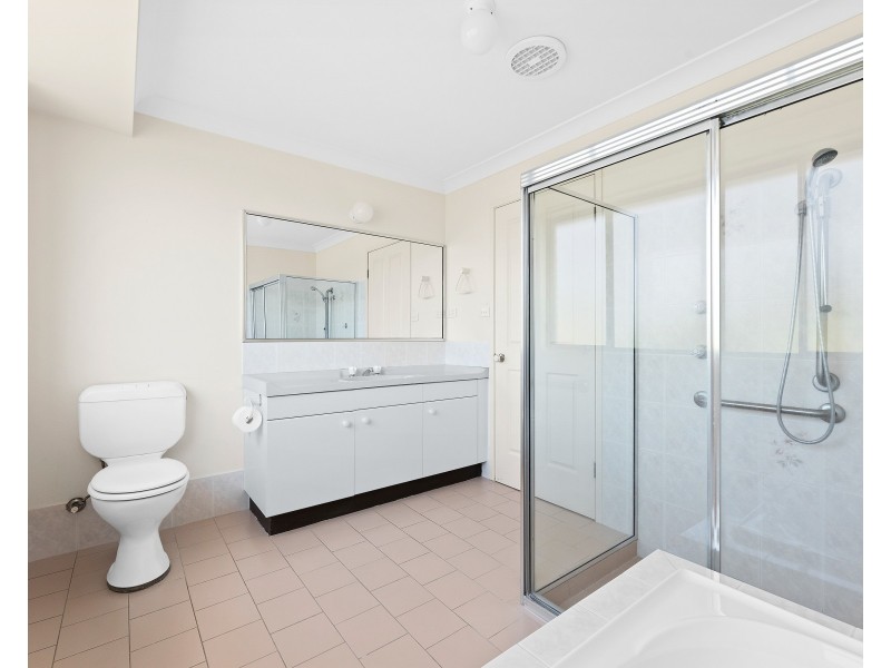 6 Jocelyn Street, Dalmeny NSW 2546