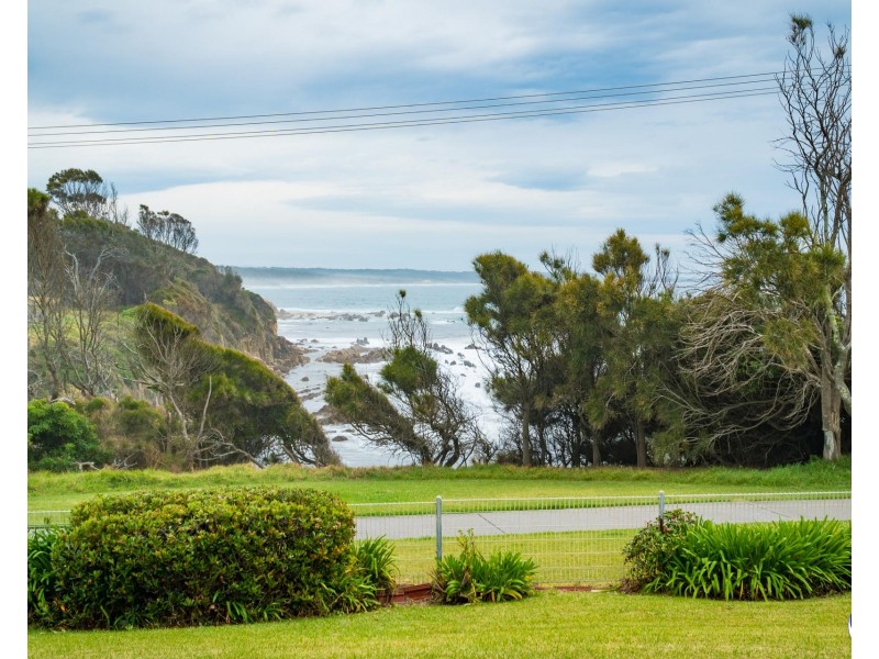 6 Jocelyn Street, Dalmeny NSW 2546