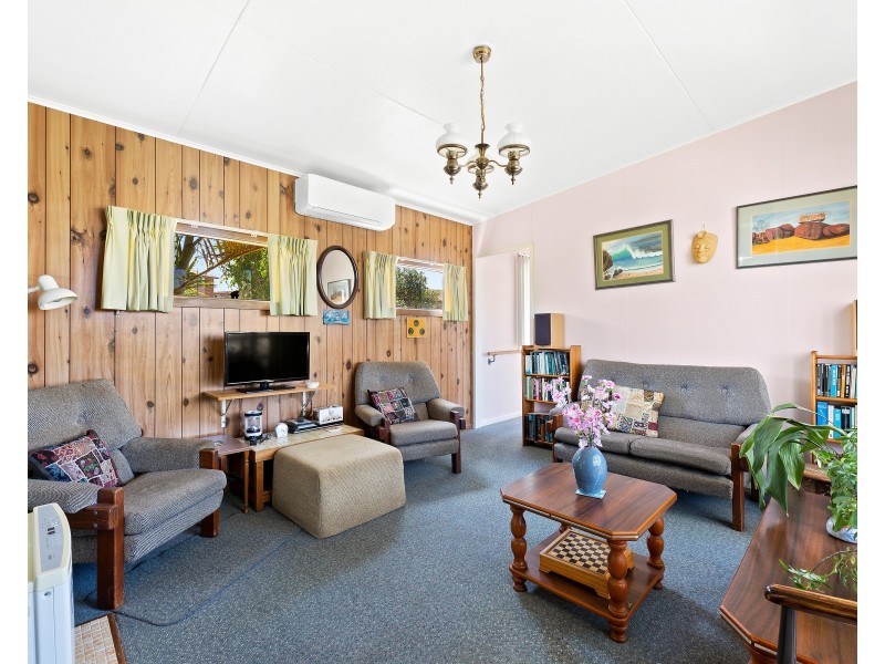 22 Ernest Street, Dalmeny NSW 2546