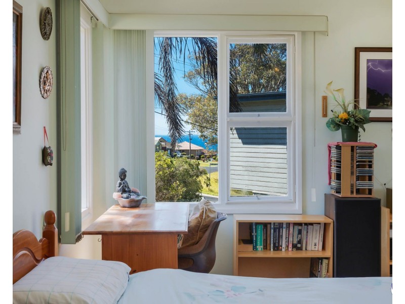 22 Ernest Street, Dalmeny NSW 2546