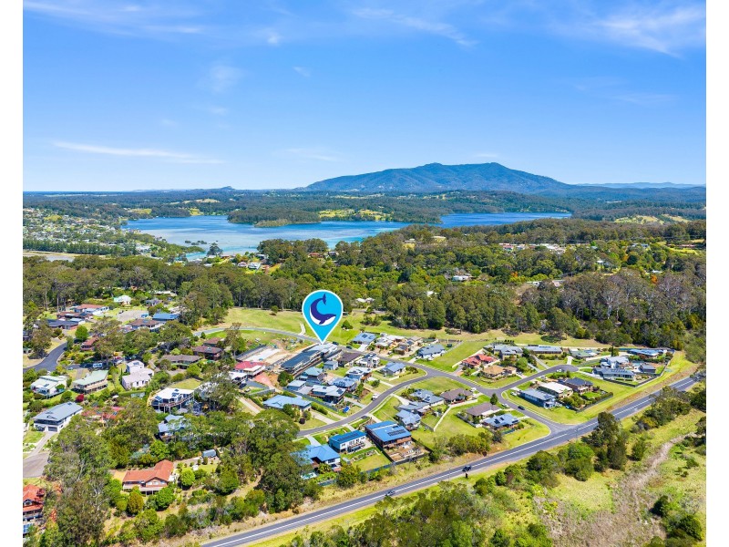 49 Warbler Crescent, North Narooma NSW 2546