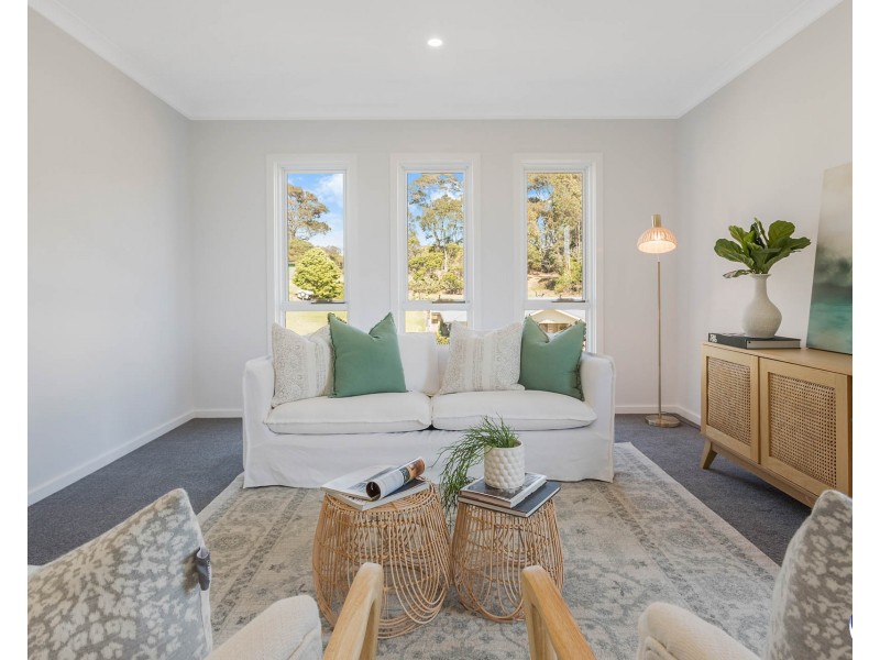 49 Warbler Crescent, North Narooma NSW 2546