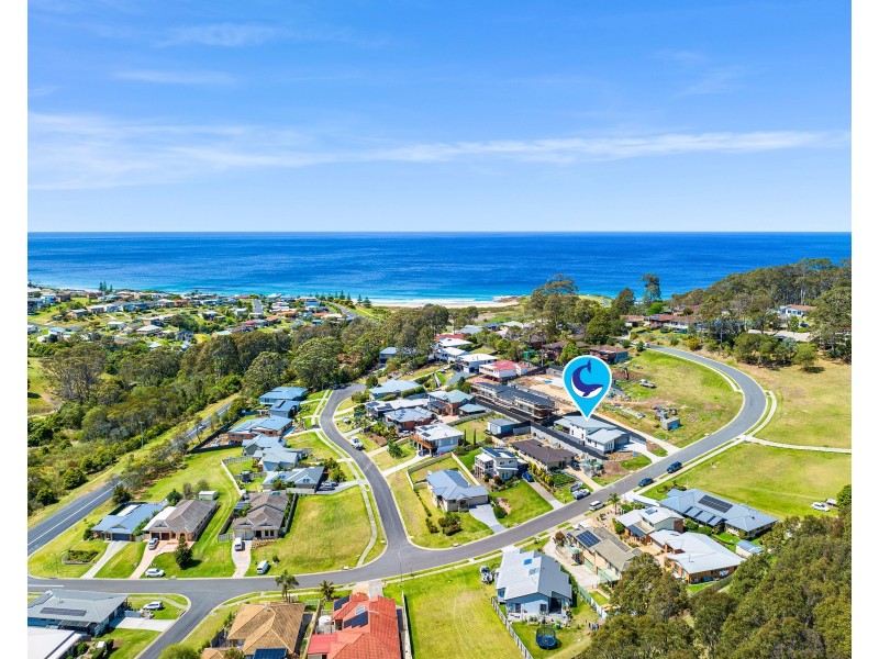 49 Warbler Crescent, North Narooma NSW 2546