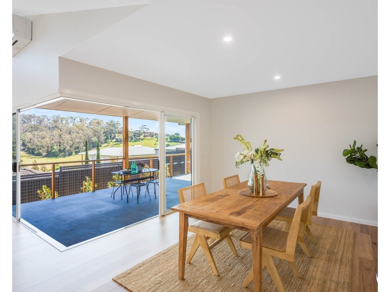 49 Warbler Crescent, North Narooma NSW 2546