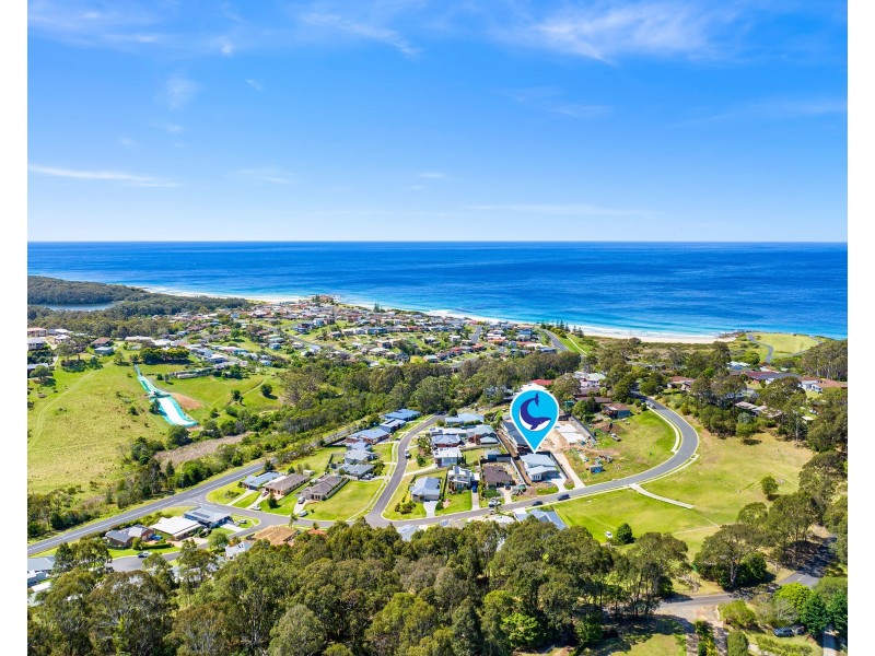 49 Warbler Crescent, North Narooma NSW 2546