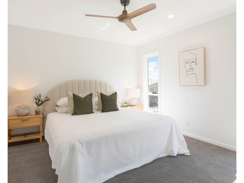 49 Warbler Crescent, North Narooma NSW 2546