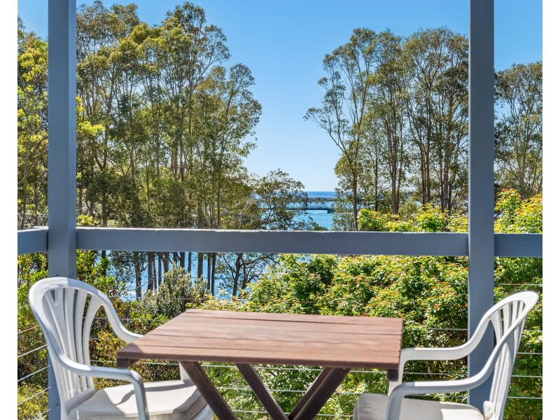 5 Woodbury Road, North Narooma NSW 2546