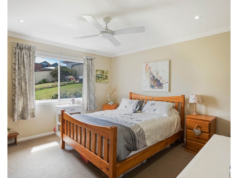 53 Warbler Crescent, North Narooma NSW 2546