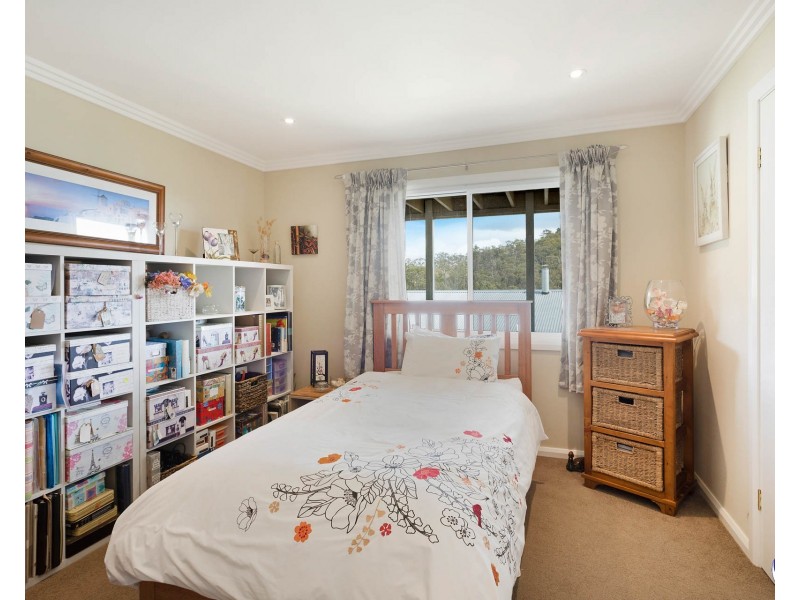 53 Warbler Crescent, North Narooma NSW 2546