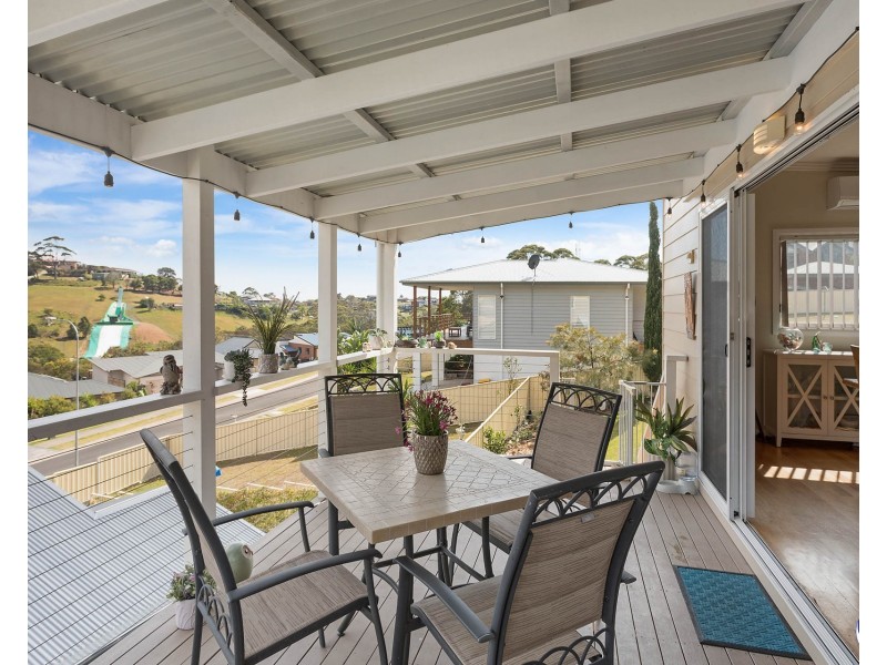 53 Warbler Crescent, North Narooma NSW 2546