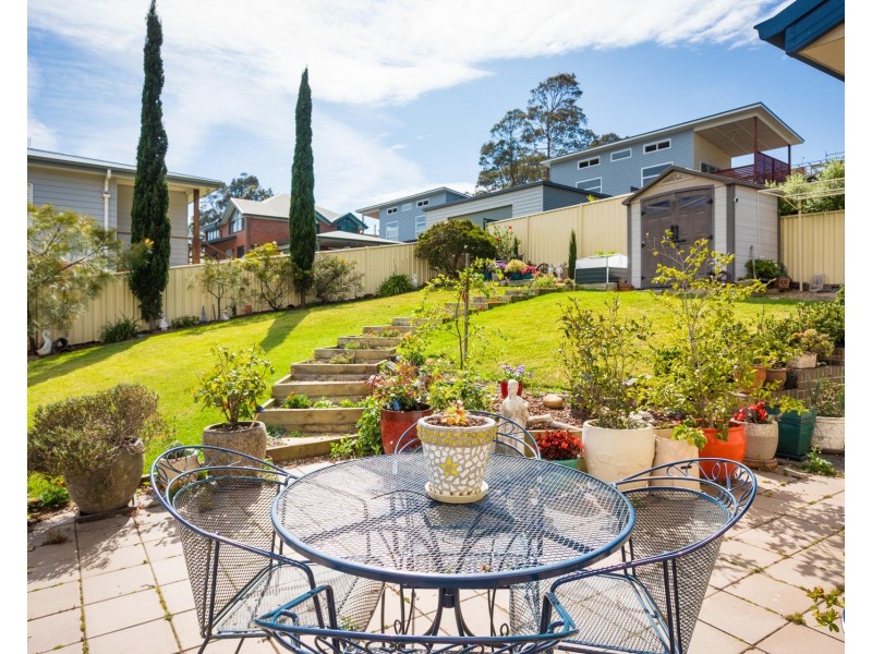 53 Warbler Crescent, North Narooma NSW 2546