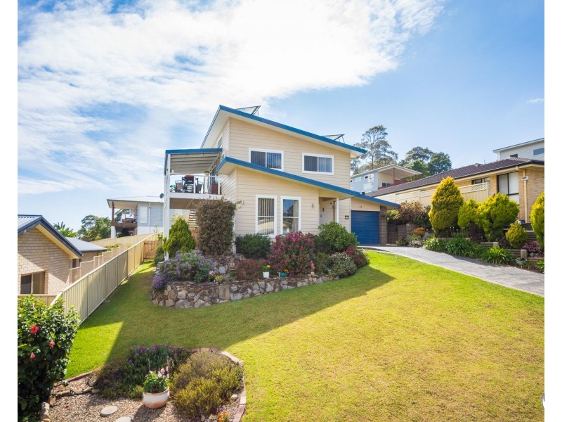 53 Warbler Crescent, North Narooma NSW 2546