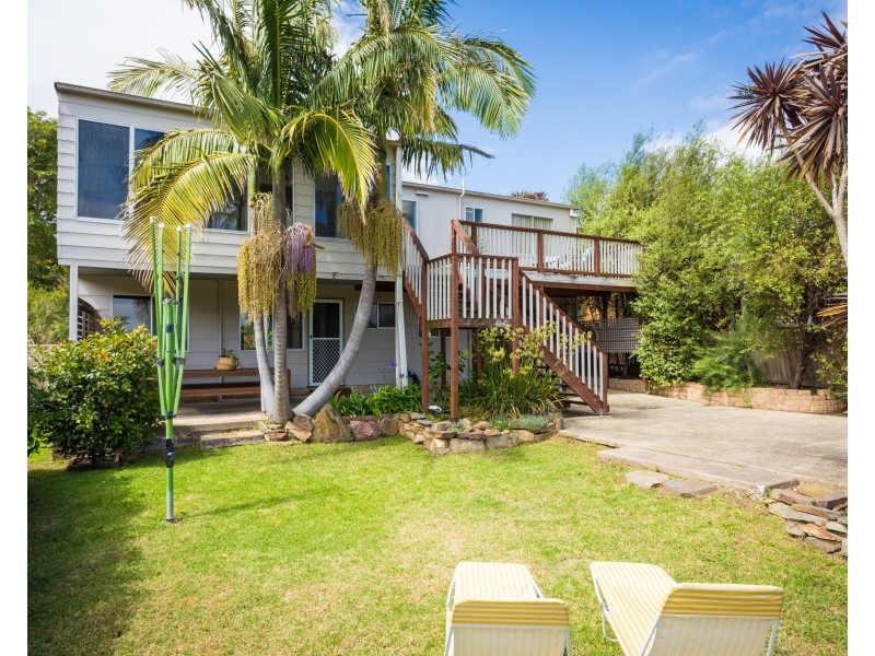 30 Tatiara Street, Dalmeny NSW 2546