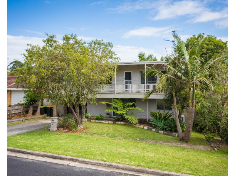 30 Tatiara Street, Dalmeny NSW 2546