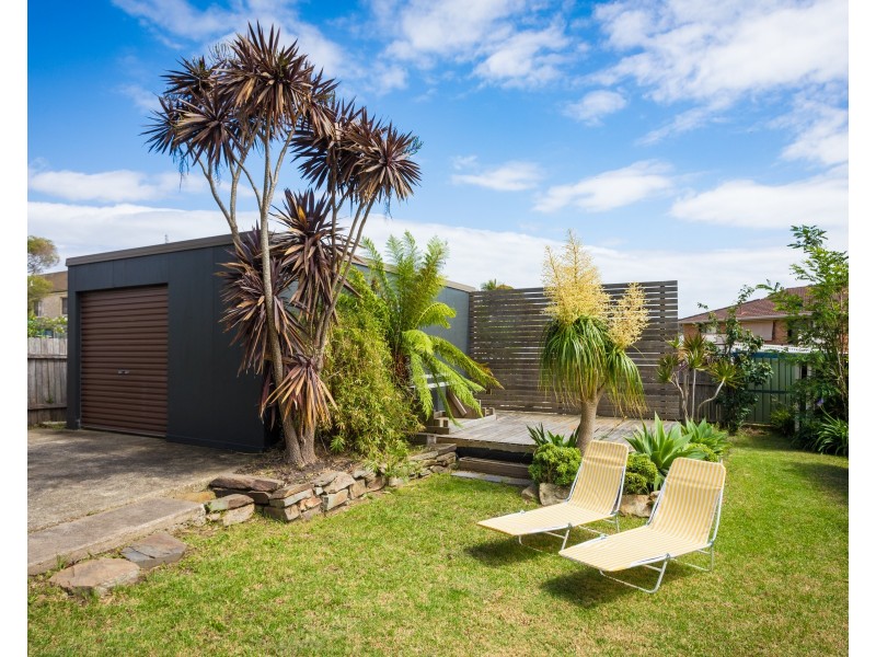 30 Tatiara Street, Dalmeny NSW 2546