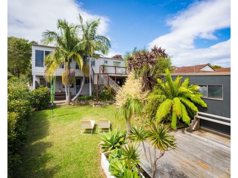 30 Tatiara Street, Dalmeny NSW 2546