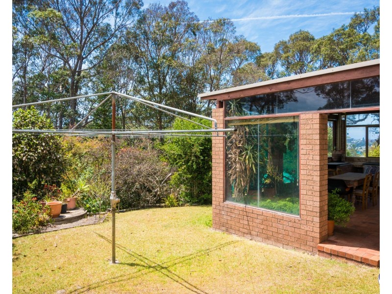 2 TOWER LANE, North Narooma NSW 2546