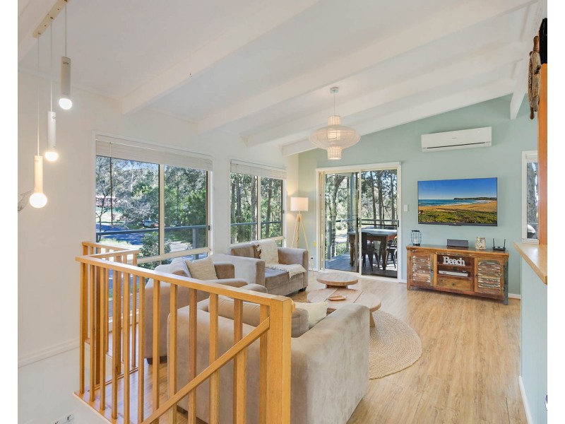 26 LAMONT YOUNG DRIVE, Mystery Bay NSW 2546