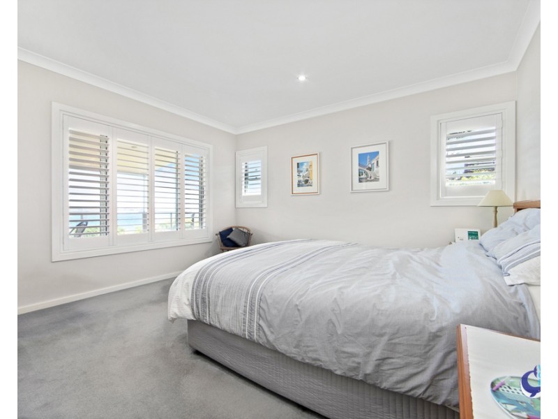 6 COMERANG PLACE, Potato Point NSW 2545