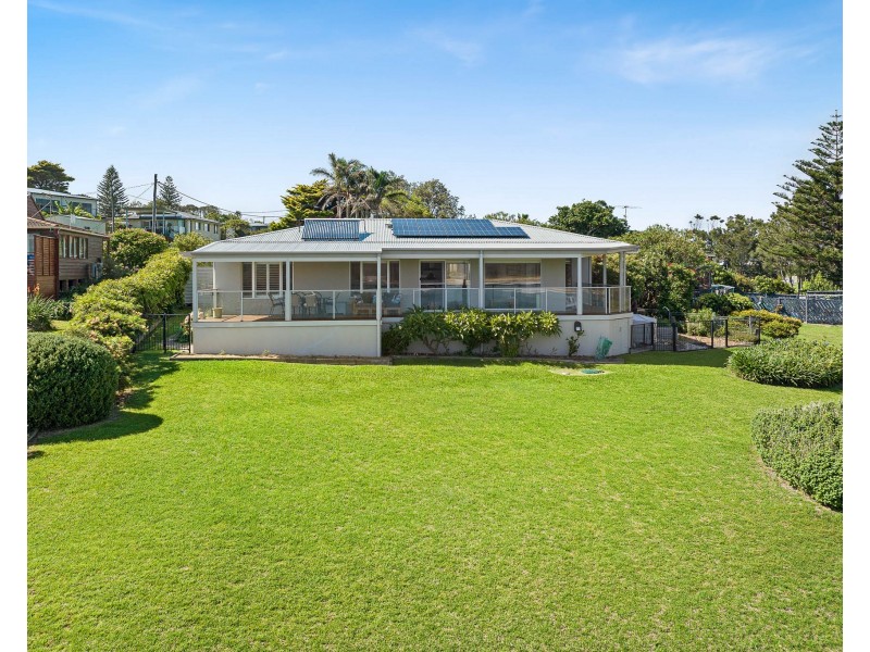 6 COMERANG PLACE, Potato Point NSW 2545