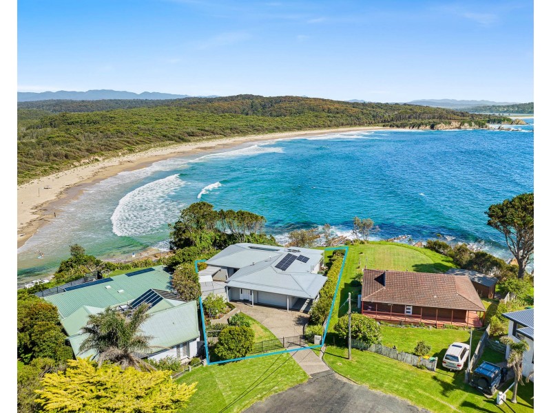 6 COMERANG PLACE, Potato Point NSW 2545