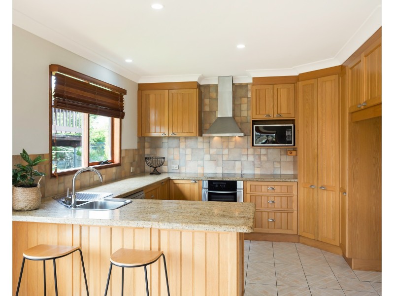 9 DULLING STREET, Dalmeny NSW 2546