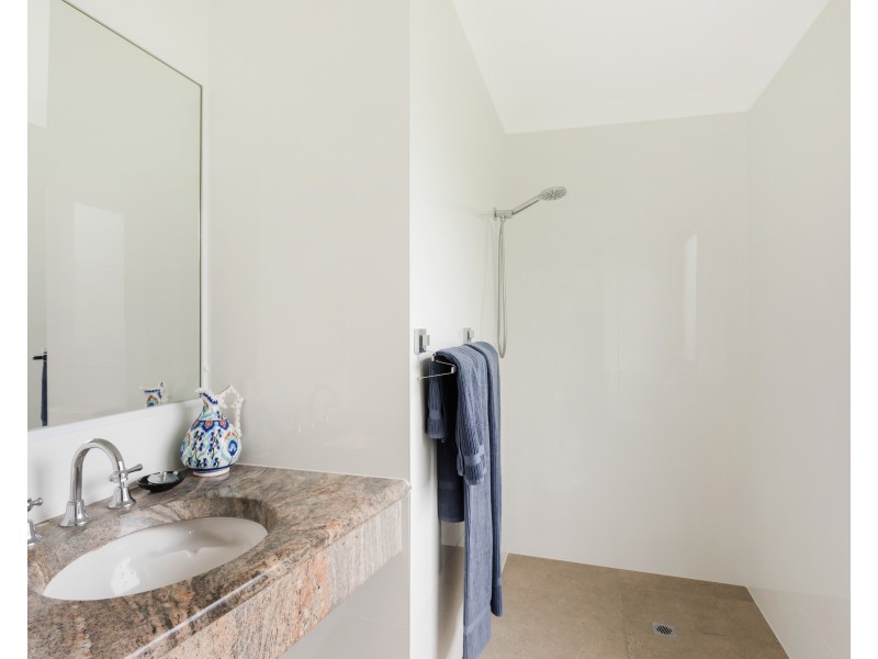 9 DULLING STREET, Dalmeny NSW 2546