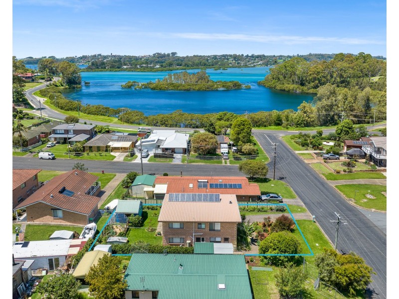 9 FISHERMANS CRESCENT, North Narooma NSW 2546