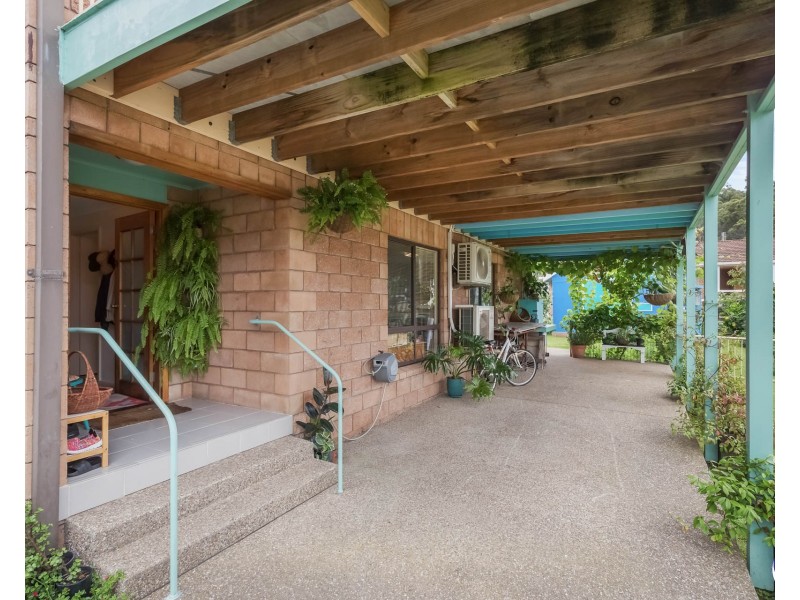 9 FISHERMANS CRESCENT, North Narooma NSW 2546