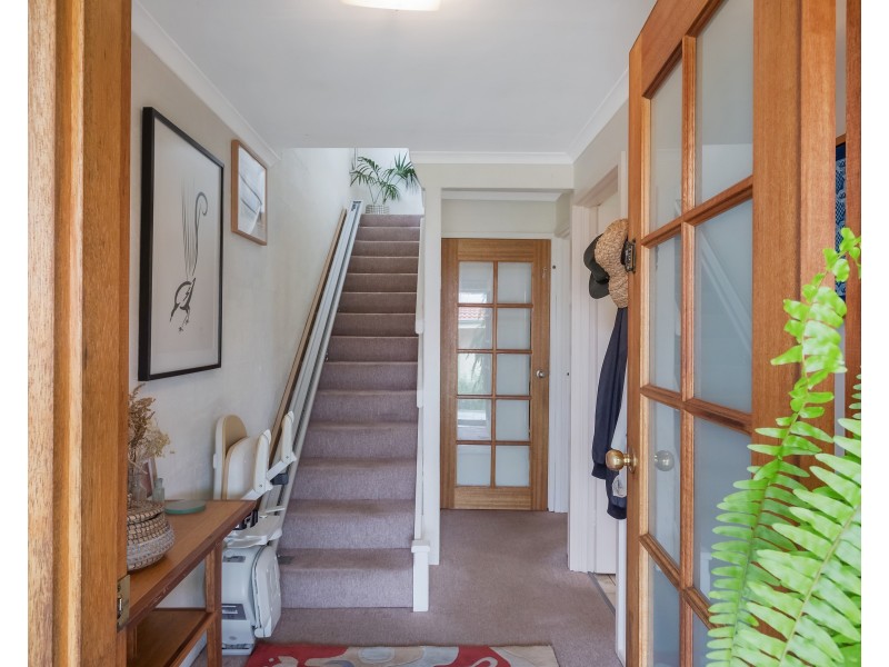 9 FISHERMANS CRESCENT, North Narooma NSW 2546