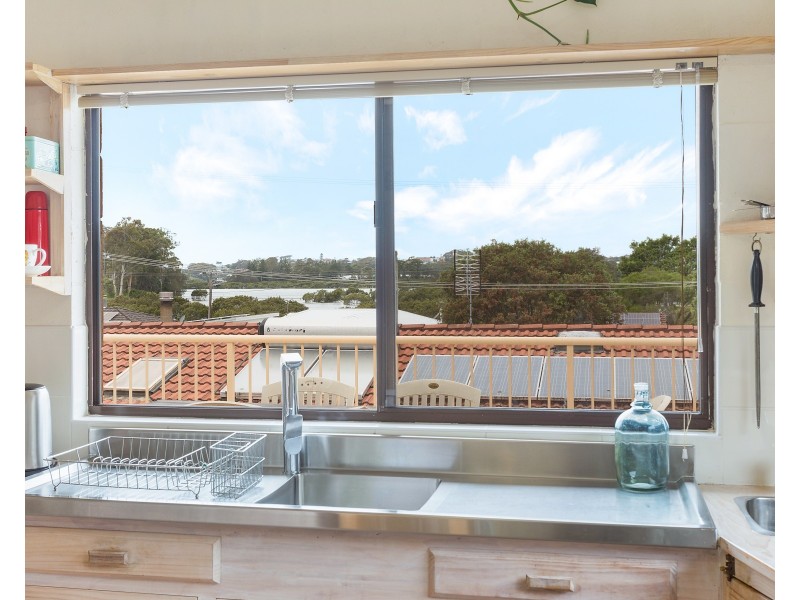9 FISHERMANS CRESCENT, North Narooma NSW 2546