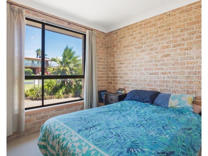 1/32 Cresswick Pde, Dalmeny NSW 2546
