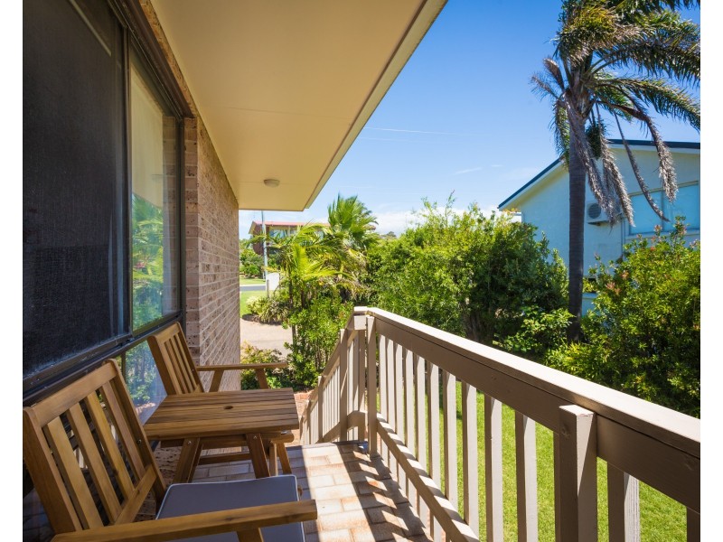 1/32 Cresswick Pde, Dalmeny NSW 2546