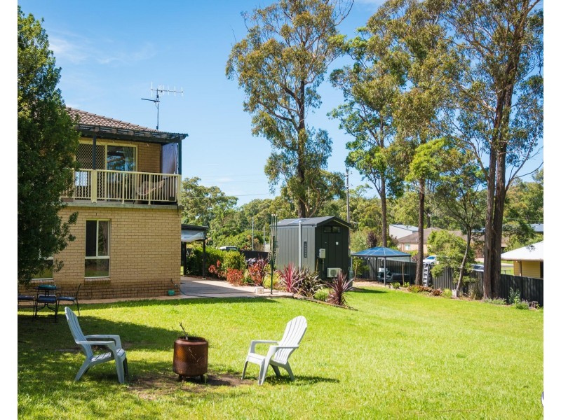 35 Endeavour Drive, Wallaga Lake NSW 2546