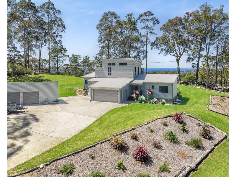 84 Rainforest Parkway, Narooma NSW 2546